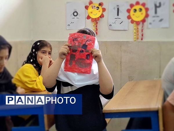 بازدید مدیرکل آموزش و پرورش استان چهارمحال وبختیاری در آموزشگاه استثنائی امید شهرستان بروجن 