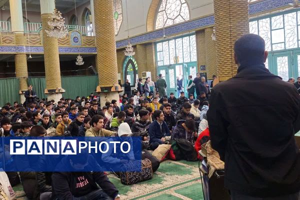 اعزام دانش‌آموزان پسر قرچکی به سرزمین نور