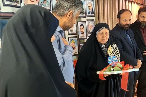 یادواره شهدای دانش‌آموزی در دبیرستان فاطمیه ناحیه یک کرج