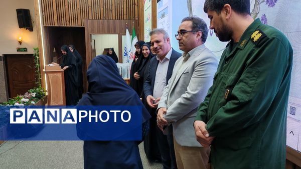 اختتامیه پرسش مهر و تقدیر از نخبگان علمی و سلامت منطقه ۱۹ 