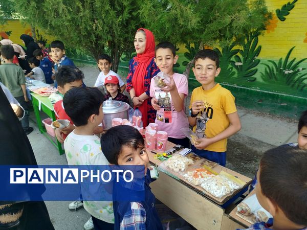 برگزاری بازارچه درون مدرسه‌ای در دبستان مبین شیروان