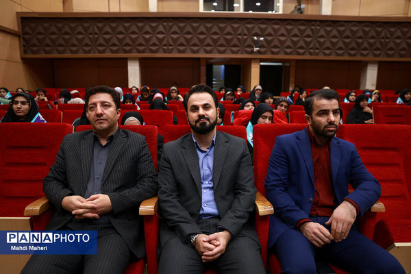 مراسم آموزش کاروان‌های عمره دانش‌آموزی به دانش‌آموزان عازم سرزمین وحی