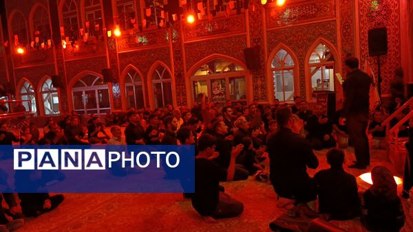 برگزاری مراسم شب سوم عزاداری اباعبدالله(ع) در تکیه ابوالفضلی نیشابور