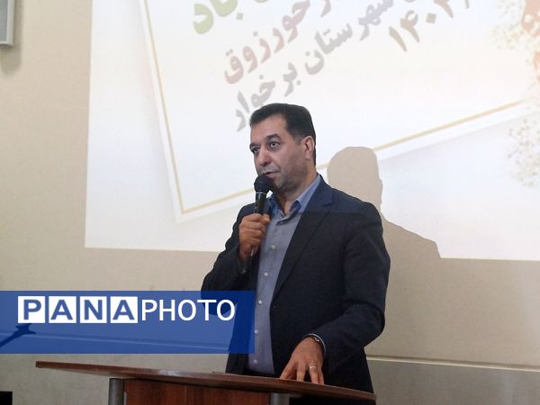 مدرسه متوسطه در مسیر ماندگار شهرک سیمرغ خورزوق به بهره برداری رسید