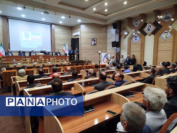 آیین تجلیل از برترین‌های فوتبال و فوتسال شهرستان کاشمر 