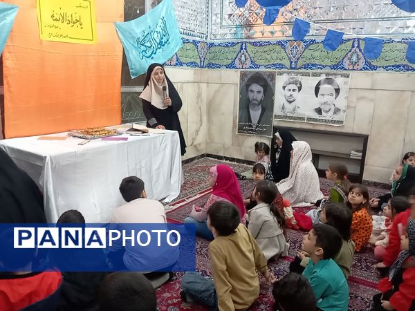 اجرای برنامه هایی زیبا و شاد برای کودکان در شهرستان کاشمر 