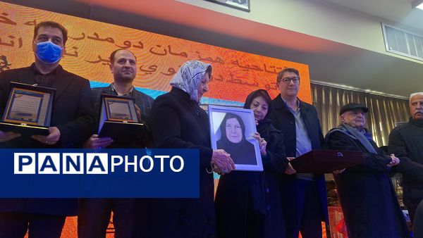 افتتاحیه همزمان 2 مدرسه خیرساز توسط 2 بانوی خیر نیک‌اندیش در ناحیه۴ اصفهان