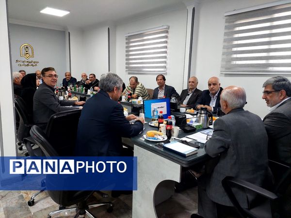 نشست مشترک مجامع خیرین مدرسه ساز خراسان رضوی با رئیس جامعه خیرین مدرسه ساز کشور