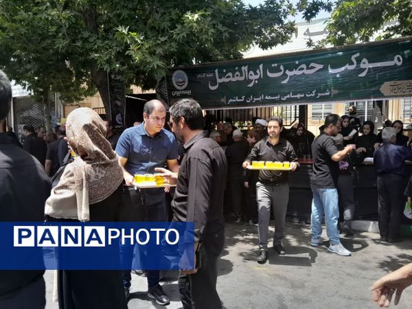مراسم عزاداری عاشورای حسینی با حضور پرشور مردم و هیات‌های مذهبی شهرستان کاشمر 