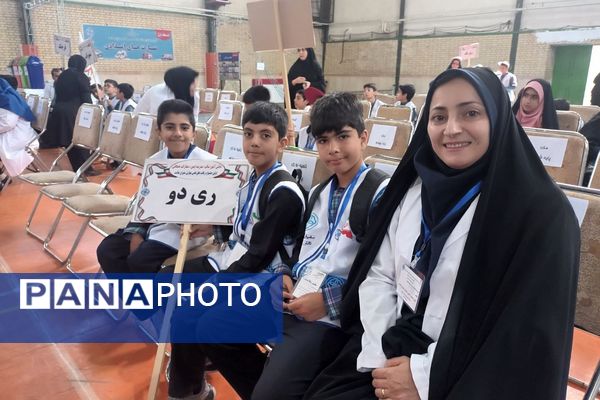 حضور سفیران سلامت ناحیه دو شهرری در اولین جشنواره علمی مهارتی 