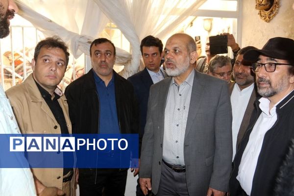 بازدید وزیر کشور از روند بازگشایی و خدمت‌رسانی در مناطق سیل‌زده مشهد