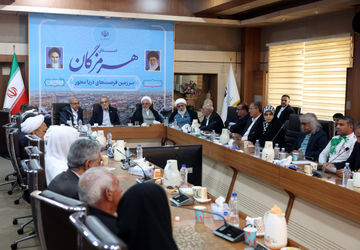 نباید هدف، عزت و سربلندی کشور فراموش شود