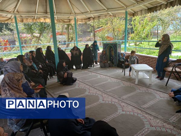برگزاری دوره توانمندسازی دانش‌آموزان و والدین ناحیه 5 مشهد