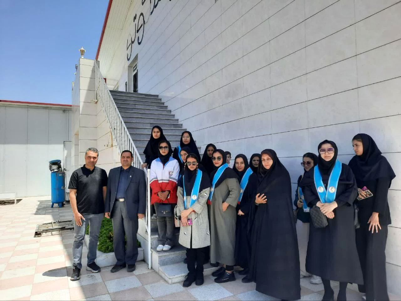 بازدید اعضای کانون دانشجویی دانشگاه آزاد کاشمر از کارخانه صنعتی بیسکوتو 