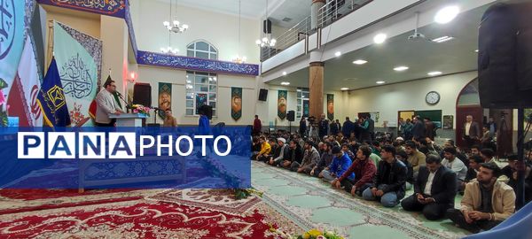 پدیده نوجوان قرآنی در محفل انس با قرآن کریم در دانشگاه علوم پزشکی خراسان شمالی