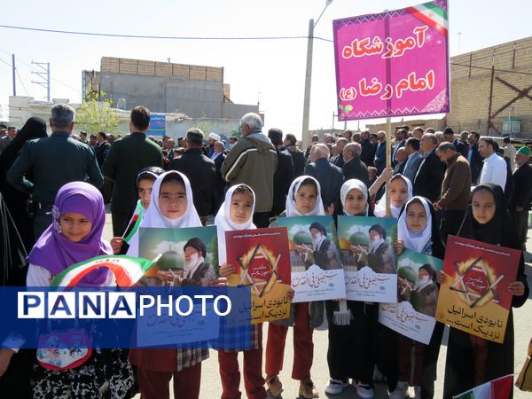 حضور باشکوه مردم شهر کندر در راهپیمایی روز جهانی قدس 