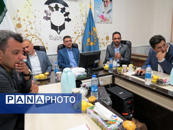 نشست معاون پیشگیری و تشخیص توانبخشی سازمان آموزش پرورش استثنایی کشور با مدیران مرکز  استان