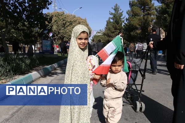 نقش آفرینی جدید نسل Z در مراسم 13 آبان از نگاه تصویر