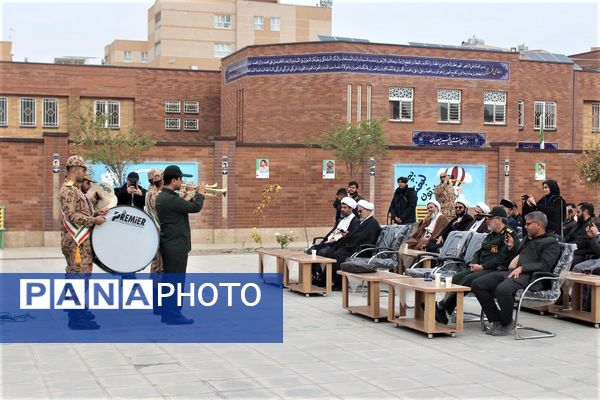 جلوه‌هایی از یادواره شهدا در دبستان استثنایی باغچه‌بان قم