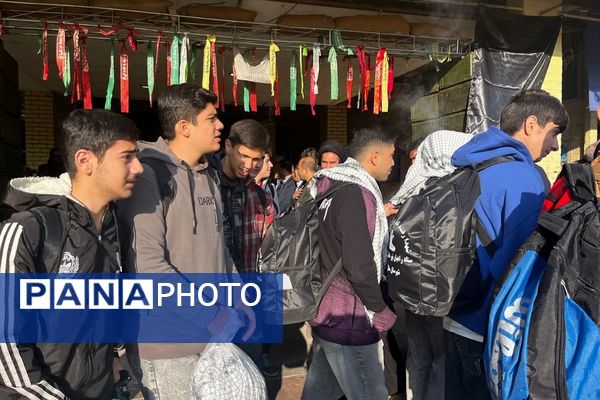 آغاز سفر معنوی دانش‌آموزان پسر ملارد به مناطق عملیاتی جنوب کشور