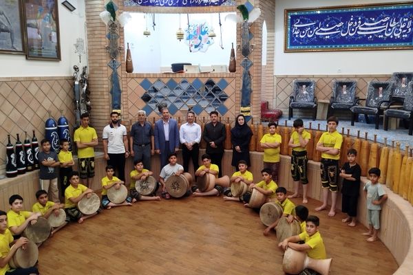 بازدید معاون پرورشی و تربیت بدنی کاشمر و رئیس ورزش کاشمر از زورخانه علی اکبر (ع)