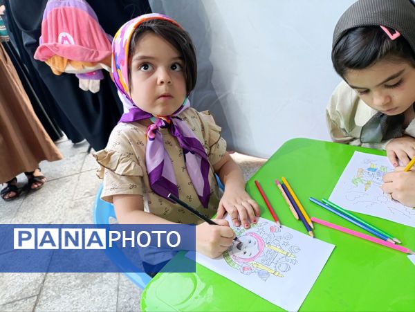گوشه‌ای از راهپیمایی غدیر خونین در مشهد مقدس