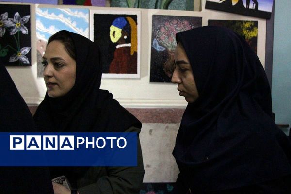 جشنواره هفته مشاغل در هنرستان تقوی پیشگان بهارستان۲