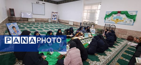 محفل انس با قرآن کریم در آموزشگاه شهید رزمی خلیل آباد