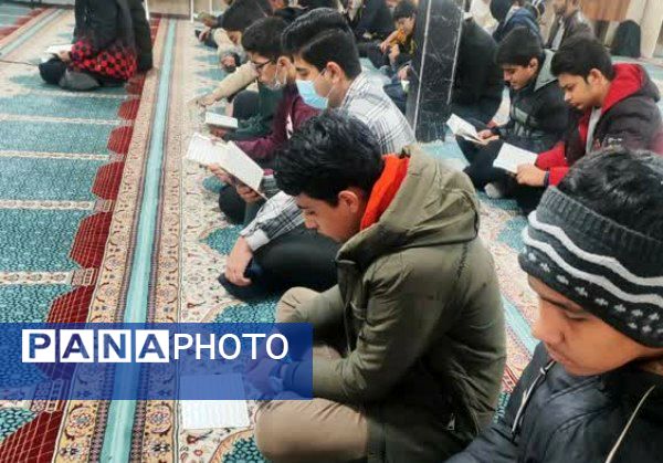 جشن میلاد حضرت فاطمه زهرا ( س) در دبیرستان شاهد ابوذر غفاری نیشابور 