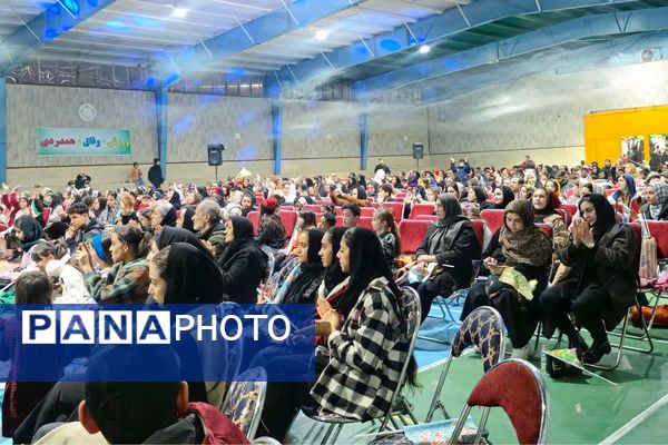 جشن میلاد امیرالمومنین(ع) و روز پدر با حضور پرشور شهروندان قرچکی