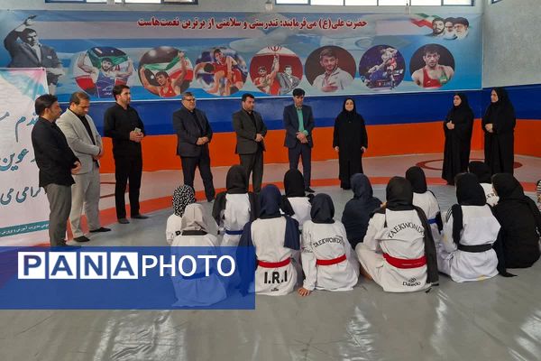 نوسازی تشک کشتی پوریای ولی و بازدید از مجتمع ورزشی شهید فرزنگان قرچک