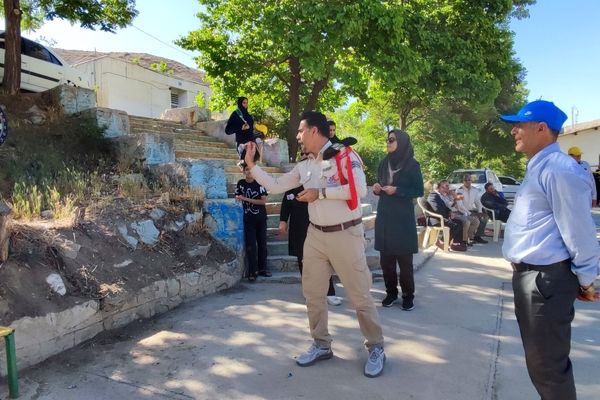 برگزاری مسابقات دارت در اردوی یک روزه مربیان پیشتاز سدبارزو شهرستان شیروان