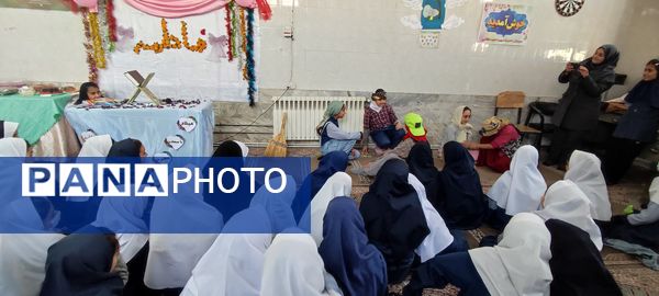 جشن ولادت حضرت فاطمه زهرا (س) و روز مادر در دبستان شهید احمد خاقانی شهرستان شیروان