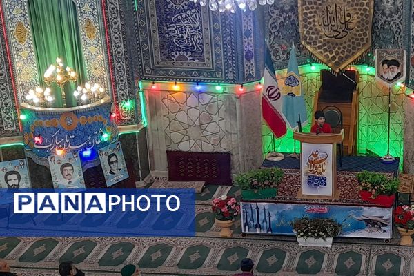 نماز عبادی جمعه این هفته با حضور پرشور مردم مؤمن و ولایت‌مدار ورامین 