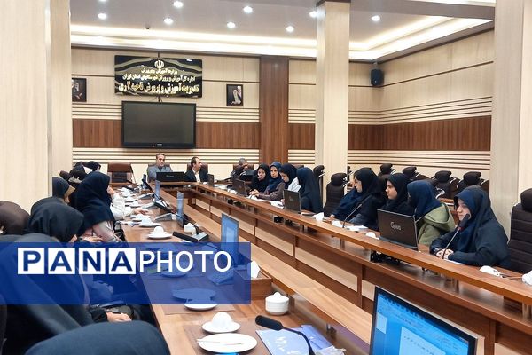 انتخابات شورای دانش آموزی منطقه‌ای با حضور معاون پرورشی و تربیت بدنی ناحیه دو شهرری 