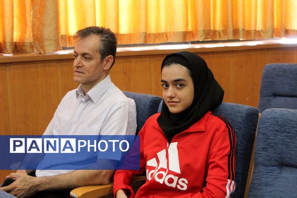 نخستین جلسه کارگروه دختران نوجوان و جوان شهرستان نیشابور