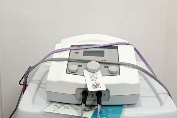 افتتاح واحد تخصصی فیزیوتراپی گامی مهم در راستای توسعه زیرساخت‌های حوزه سلامت فارسان