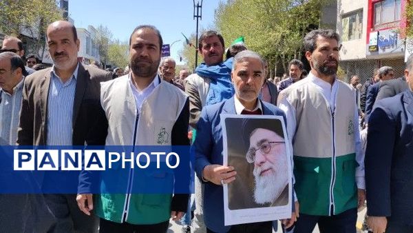 مراسم راهپیمایی روز قدس در شهرستان کاشمر با حضور پررنگ مردم برگزار شد