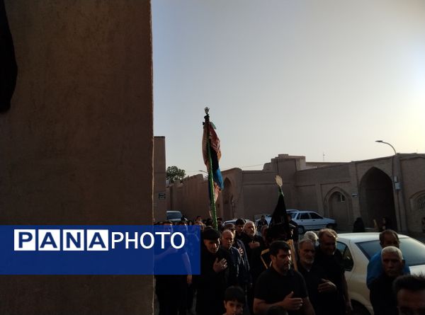 مراسم کهن علم گردانی و علم بندان در بیرجند 