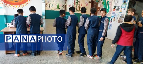 نشاط انتخاباتی و رای گیری شواری دانش‌آموزی در دبستان پسرانه حضرت قاسم(ع)