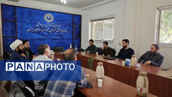جلسه هم‌اندیشی نوگلان فاطمی استان گلستان