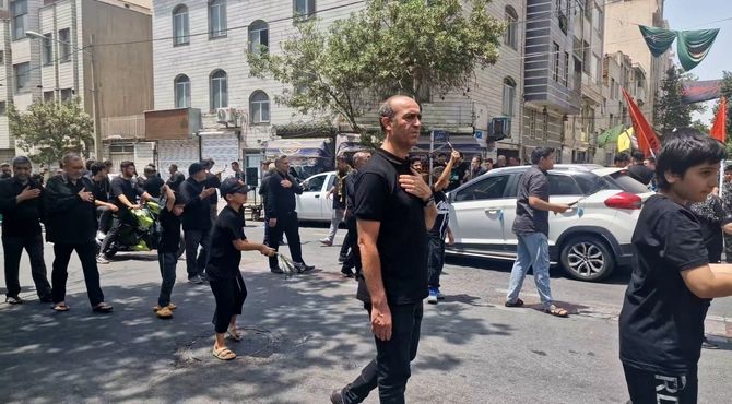 برگزاری مراسم روز عاشورا در خیابان آقاجانلو