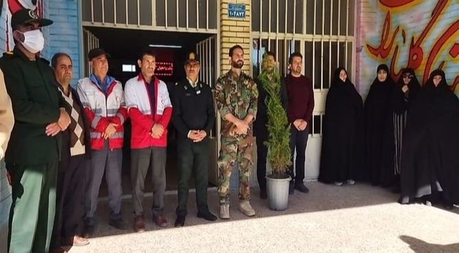 مانور حمله هوایی در دبیرستان شهید مصطفی خمینی اسکو