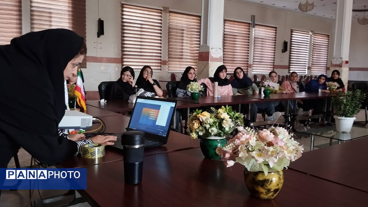 برگزاری اردوی فرهنگی، هنری و استانی دختران البرز در اردوگاه فاطمه الزهرا ماهدشت