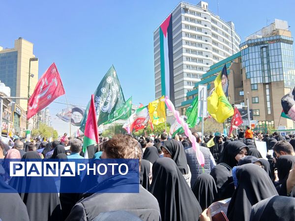 حضور پرشور مردم ولایت مدار مشهدی در راهپیمایی روز قدس