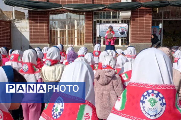 یادواره شهید حاج قاسم سلیمانی در مدرسه ۲۲بهمن دوره اول شهرستان آباده