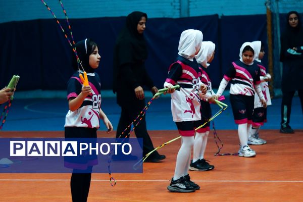دوره توانمندسازی طرح مهارت‌آموزی آموزگاران ابتدایی شهرستان ورامین