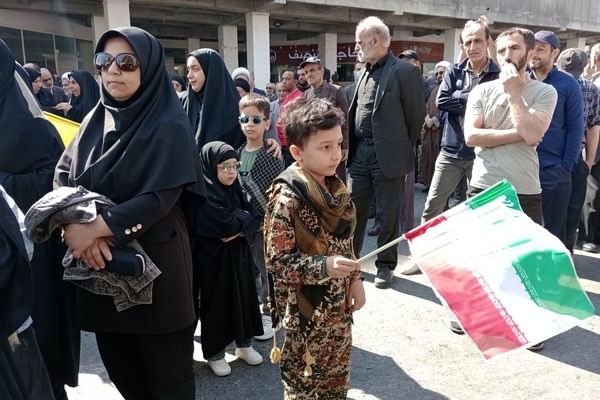 حضور پرشور کودکان در راهپیمایی روز قدس شهرستان قائمشهر