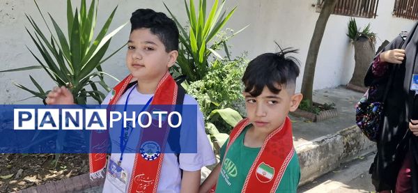 دیدار رئیس سازمان دانش‌آموزی و دانش‌آموزان پیشتاز و خبرنگاران پانا با رئیس سازمان تأمین اجتماعی محمودآباد 