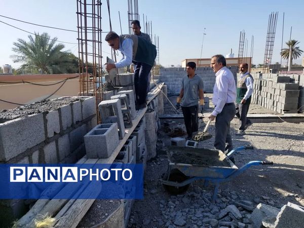 دیوار چینی حیاط مدرسه شهید رونما، هدیه گروه جهادی شهدای گمنام جغین 